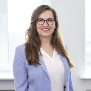 Picture of Dr. Sarah Seufert